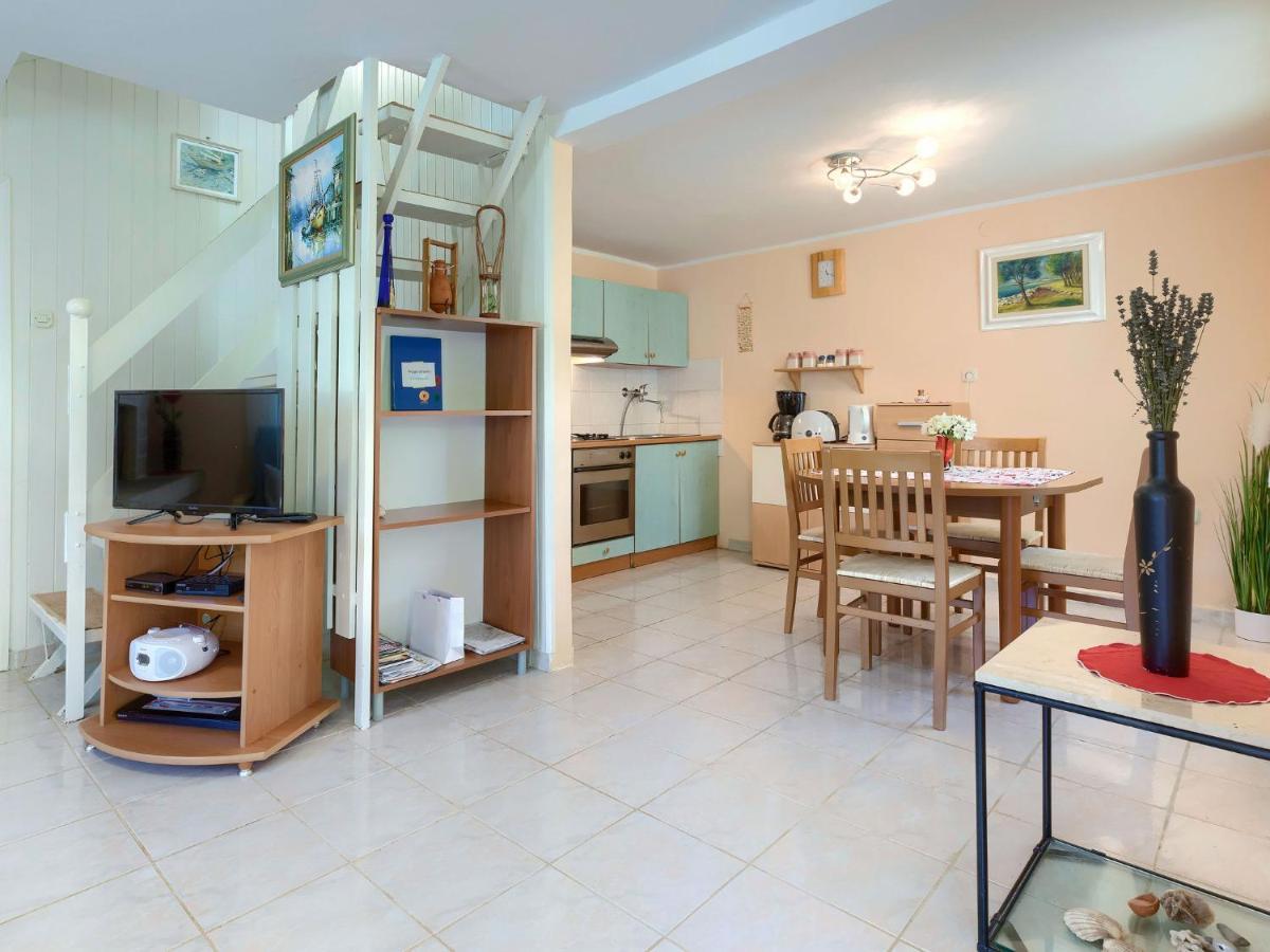 Holiday Home Lavanda - Roj453 By Interhome Žminj Екстериор снимка